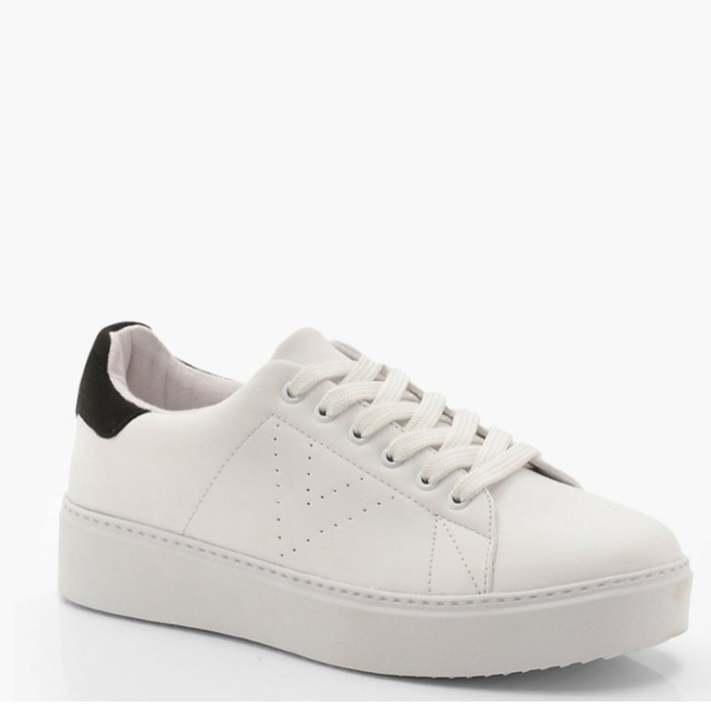 BRAND NEW white platform sneakers 👟 👟